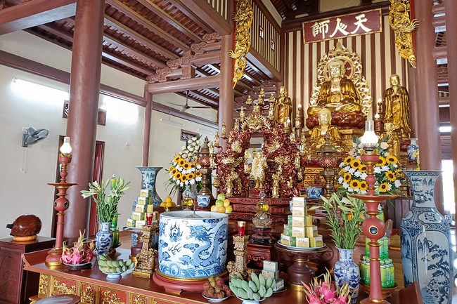 Buddha's Birthday Ceremony at  Tay Khanh pagoda - Thai Binh
