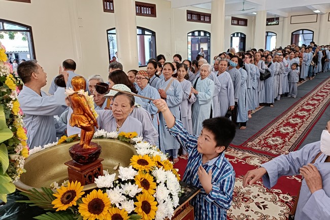 Buddha's Birthday Ceremony at  Tay Khanh pagoda - Thai Binh
