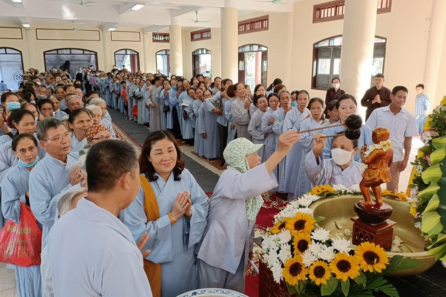 Buddha's Birthday Ceremony at  Tay Khanh pagoda - Thai Binh