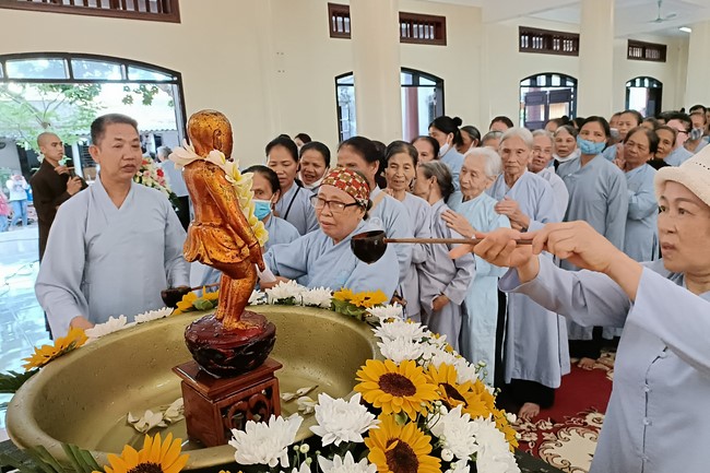 Buddha's Birthday Ceremony at  Tay Khanh pagoda - Thai Binh