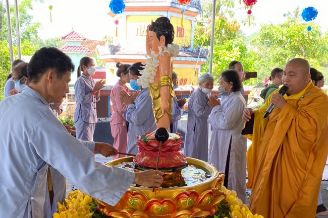 Buddha's Birthday celebration at An Son pagoda, Quang Ngai
