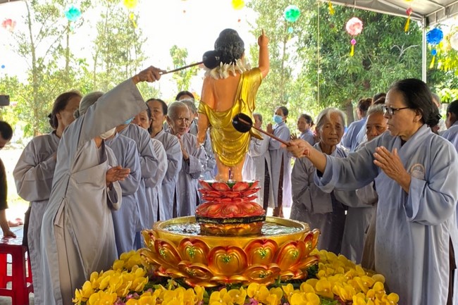 Buddha's Birthday celebration at An Son pagoda, Quang Ngai