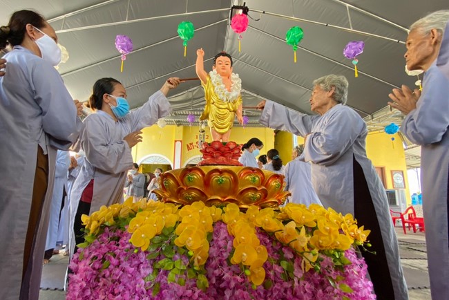 Buddha's Birthday celebration at An Son pagoda, Quang Ngai