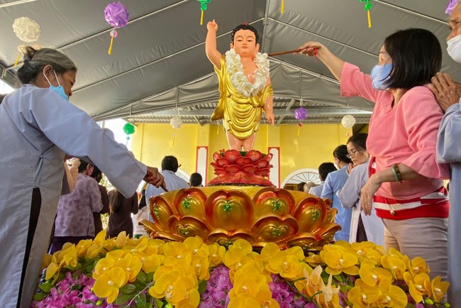 Buddha's Birthday celebration at An Son pagoda, Quang Ngai