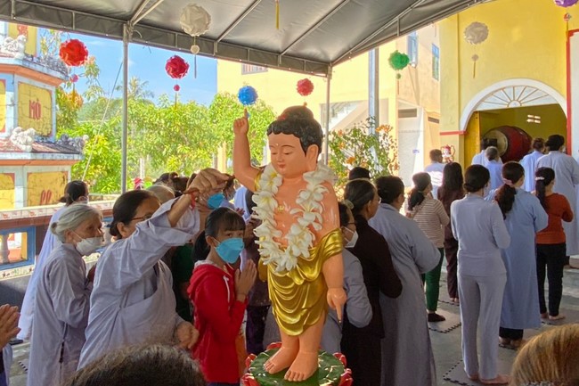 Buddha's Birthday celebration at An Son pagoda, Quang Ngai