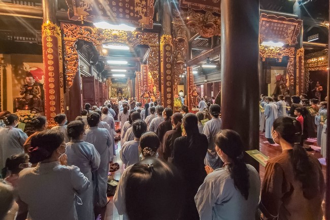 Vesak Great Ceremony in 2022 at Hoa Phuc Pagoda