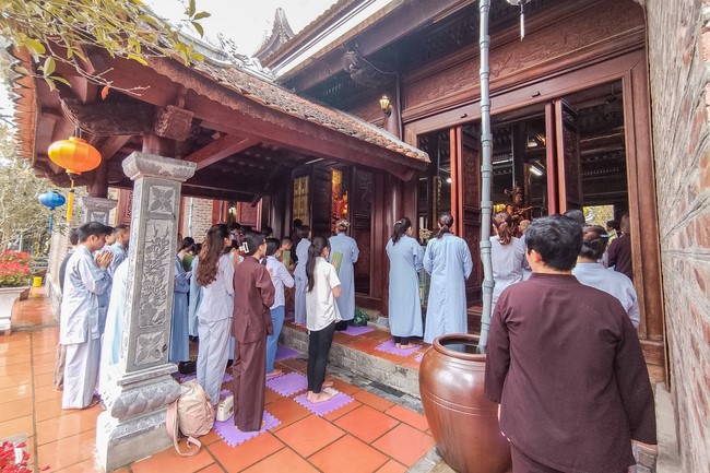 Vesak Great Ceremony in 2022 at Hoa Phuc Pagoda