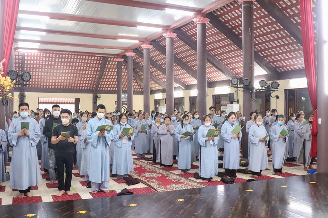 Vesak Great Ceremony in 2022 at Hoa Phuc Pagoda