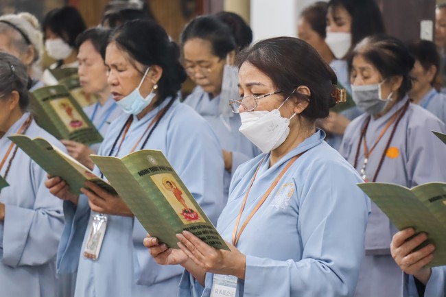 Vesak Great Ceremony in 2022 at Hoa Phuc Pagoda