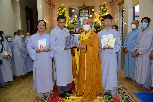 Lễ cầu an tư gia Phật tử Liên Nga, Liên Hiền, Quảng Bình