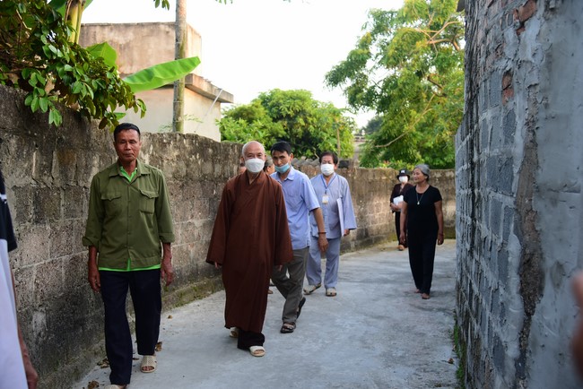 Lễ trao nhà tình thương tại thôn Phượng, Nam Định