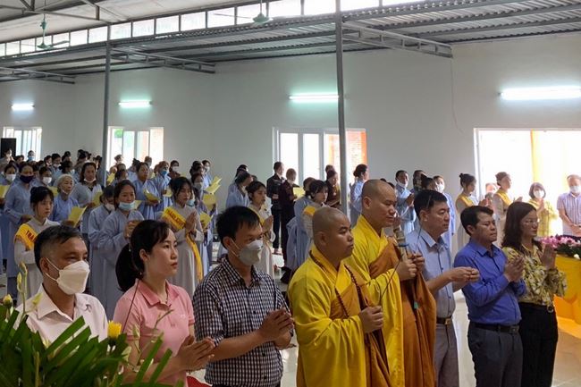 Buddha's birthday ceremony at Can Mon Temple