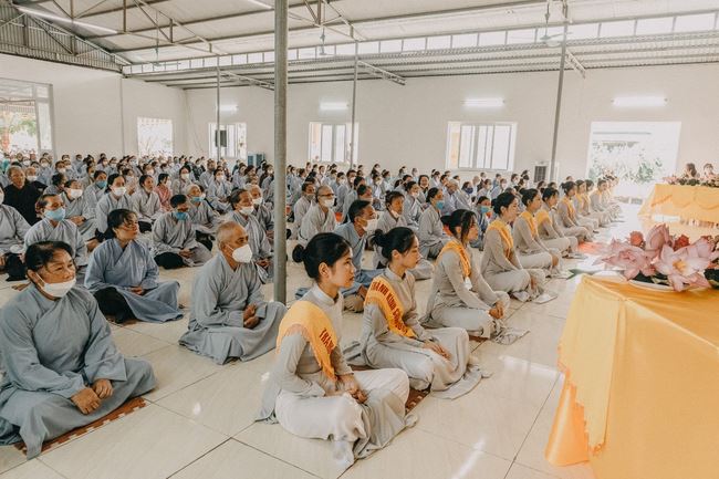 Buddha's birthday ceremony at Can Mon Temple