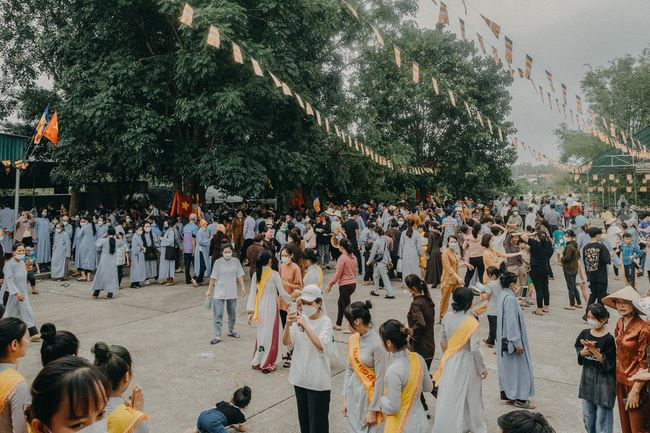 Buddha's birthday ceremony at Can Mon Temple