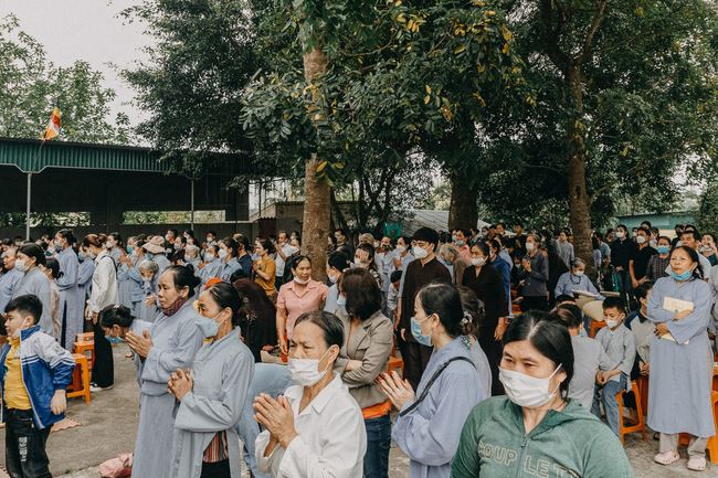 Buddha's birthday ceremony at Can Mon Temple