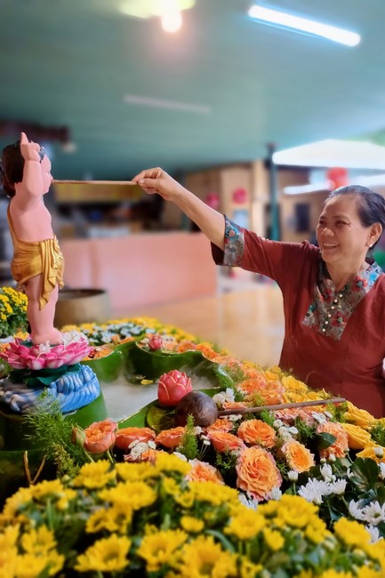 Welcome the Buddha's Birthday at Nhat Phap Pagoda