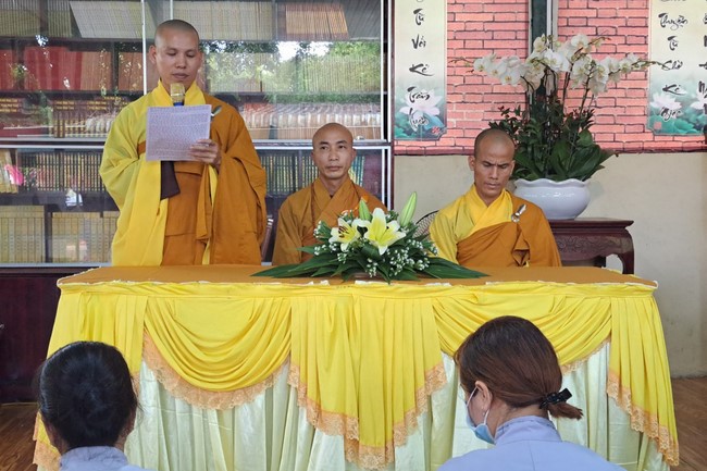 Welcome the Buddha's Birthday at Nhat Phap Pagoda