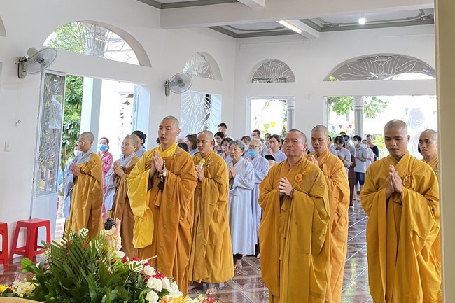 Buddha's Birthday Ceremony at Bao Quang Pagoda