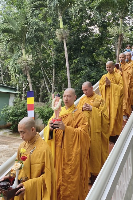 Buddha's Birthday Ceremony at Bao Quang Pagoda