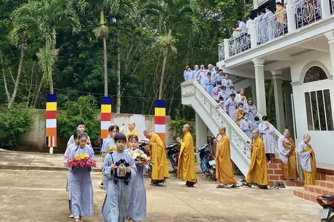 Buddha's Birthday Ceremony at Bao Quang Pagoda