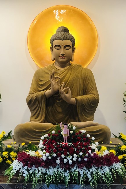 Buddha's Birthday Ceremony at Bao Quang Pagoda