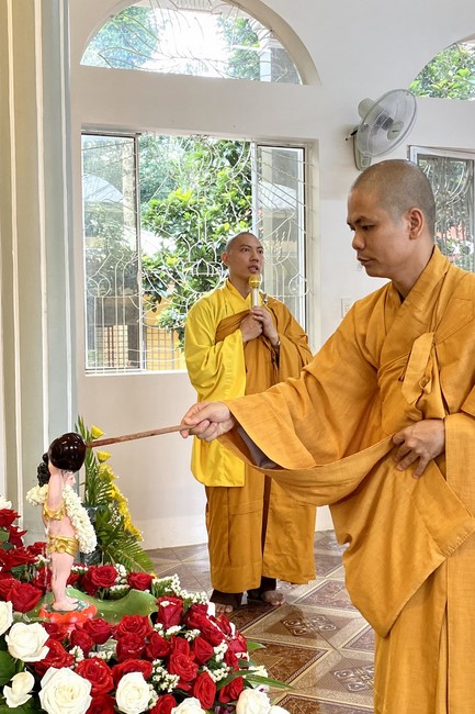Buddha's Birthday Ceremony at Bao Quang Pagoda