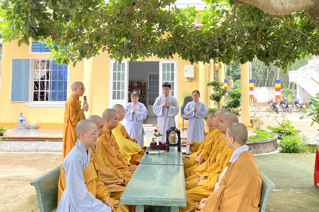 Buddha's Birthday Ceremony at Bao Quang Pagoda