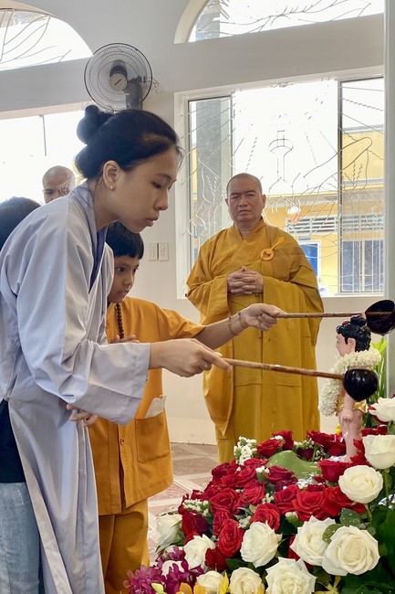 Buddha's Birthday Ceremony at Bao Quang Pagoda