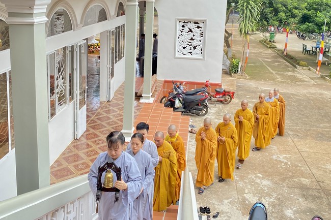 Buddha's Birthday Ceremony at Bao Quang Pagoda
