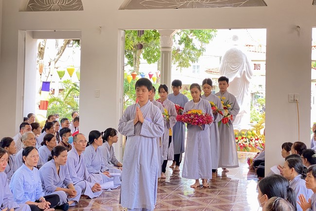 Buddha's Birthday Ceremony at Bao Quang Pagoda