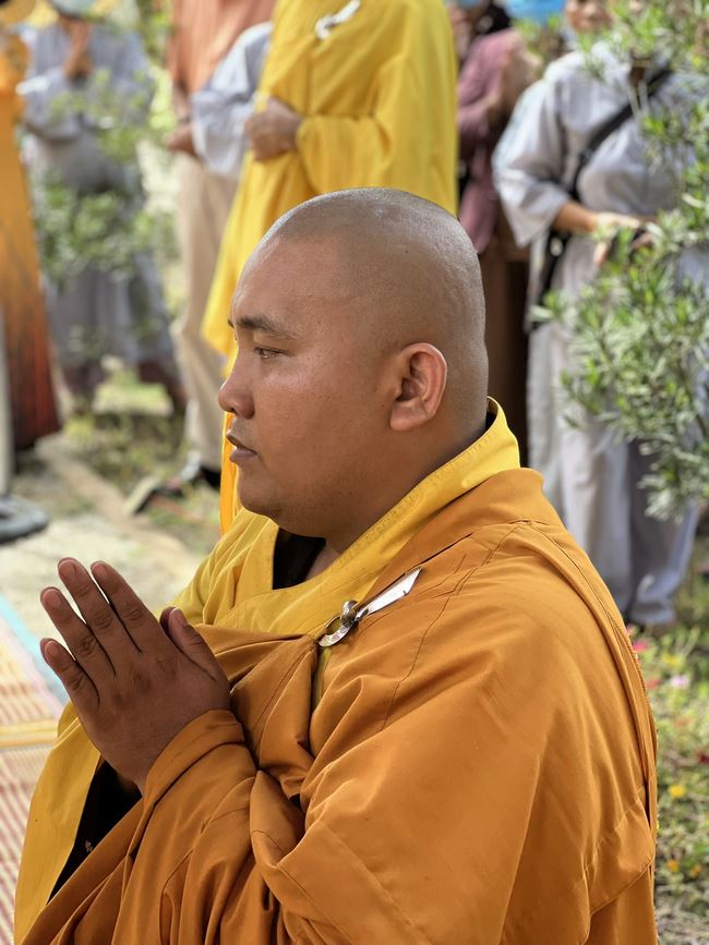 Lễ chú nguyện rót đồng đúc Đại hồng chung tại chùa An Sơn