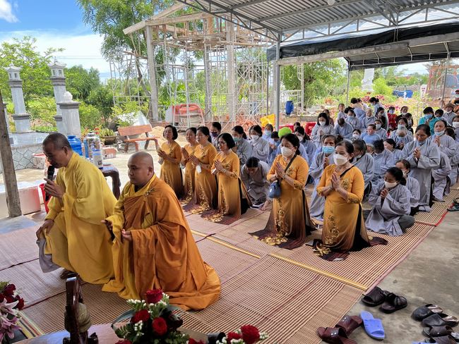 Lễ chú nguyện rót đồng đúc Đại hồng chung tại chùa An Sơn