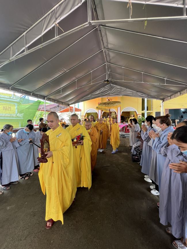 Lễ chú nguyện rót đồng đúc Đại hồng chung tại chùa An Sơn