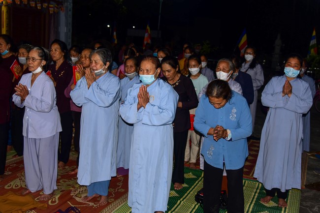 Lễ Cầu an ở chùa Linh Phượng, Nam Định