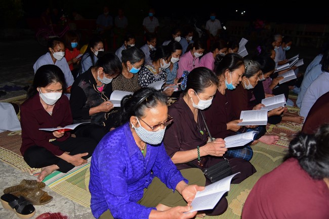 Lễ Cầu an ở chùa Linh Phượng, Nam Định