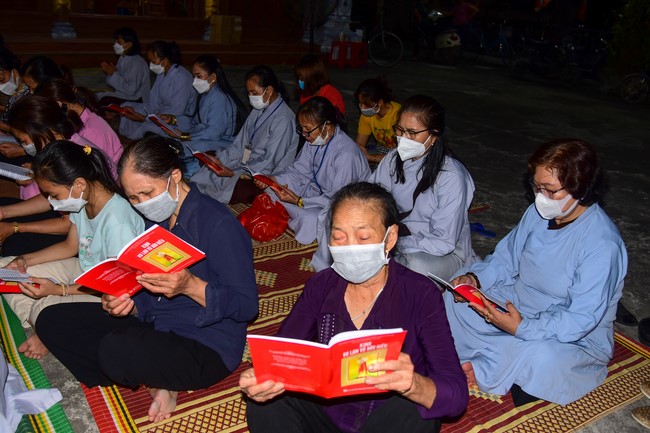 Lễ Cầu an ở chùa Linh Phượng, Nam Định