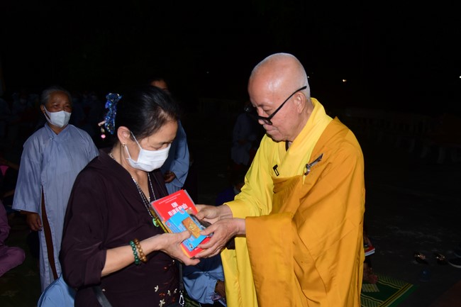 Lễ Cầu an ở chùa Linh Phượng, Nam Định