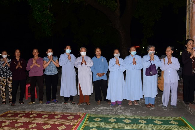 Lễ Cầu an ở chùa Linh Phượng, Nam Định