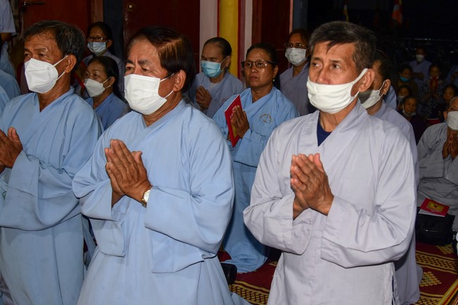 Lễ Cầu an ở chùa Linh Phượng, Nam Định