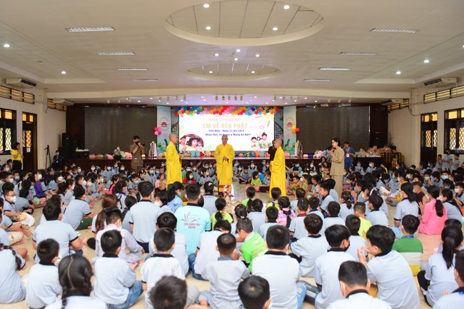 The 32nd Kid Playground