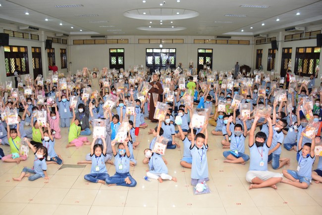 The 32nd Kid Playground