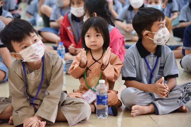 The 32nd Kid Playground