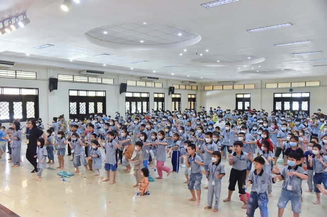 The 32nd Kid Playground