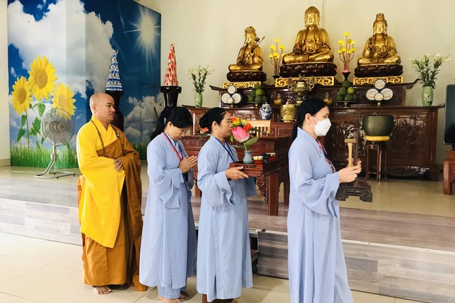 One - Day Retreat at Dong Cao pagoda