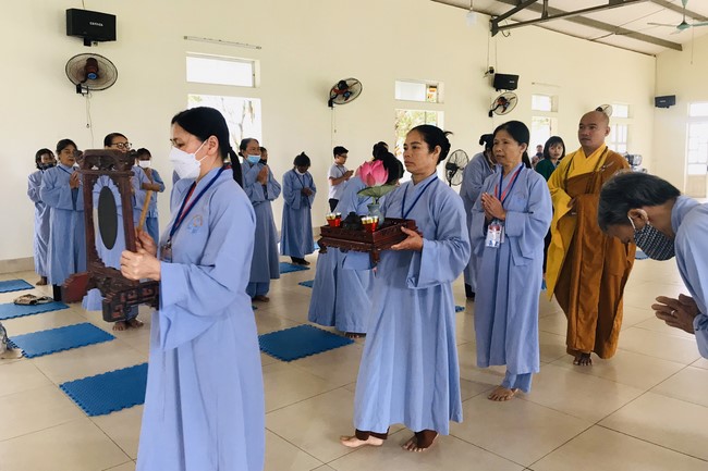 One - Day Retreat at Dong Cao pagoda