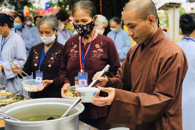 One - Day Retreat at Dong Cao pagoda
