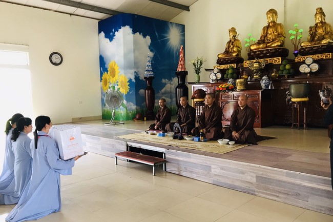 One - Day Retreat at Dong Cao pagoda