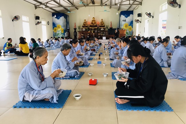 One - Day Retreat at Dong Cao pagoda