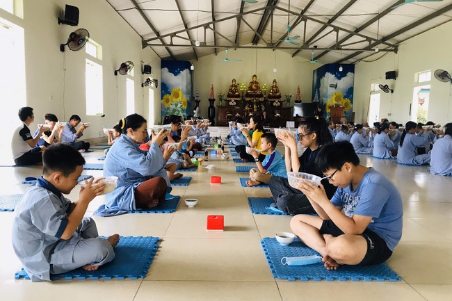 One - Day Retreat at Dong Cao pagoda