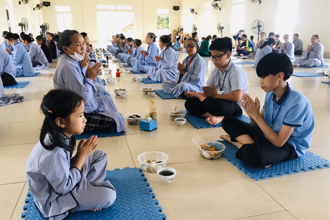 One - Day Retreat at Dong Cao pagoda
